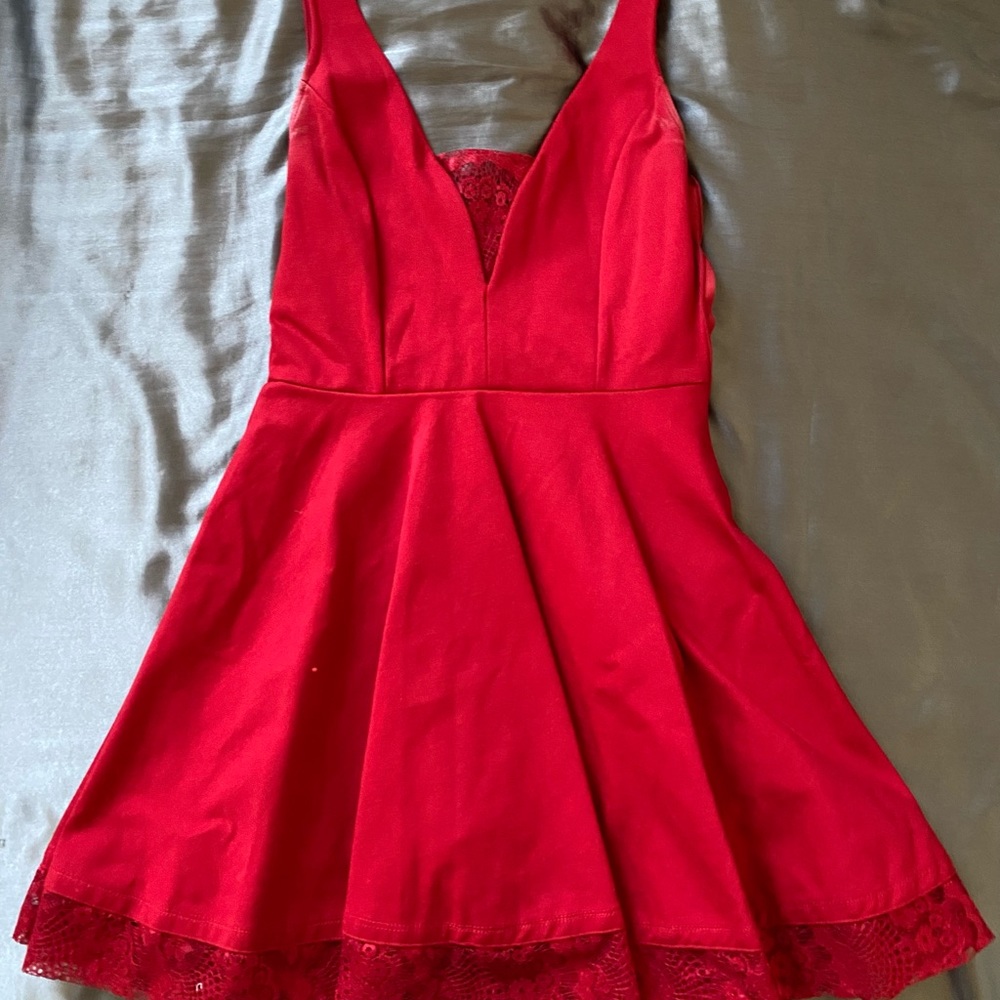 Lulus Small red dress